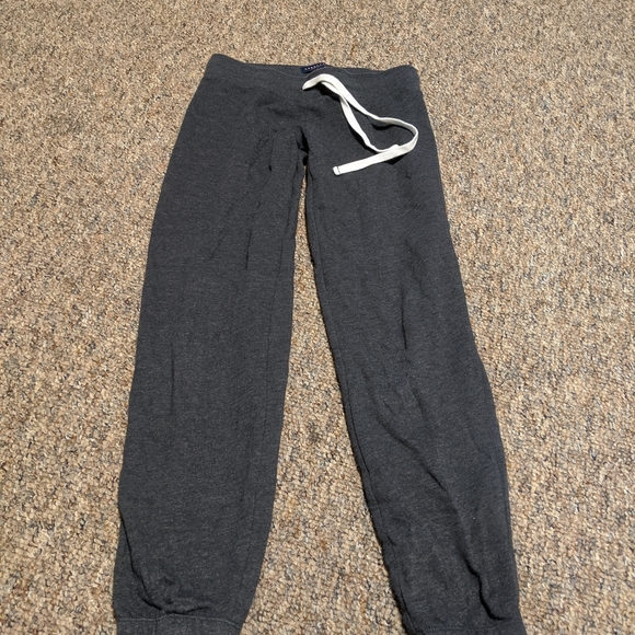 Girls joggers - Picture 2 of 2